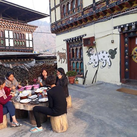 Chimi Lhakhang Village Homestay ปูนาคา ภายนอก รูปภาพ